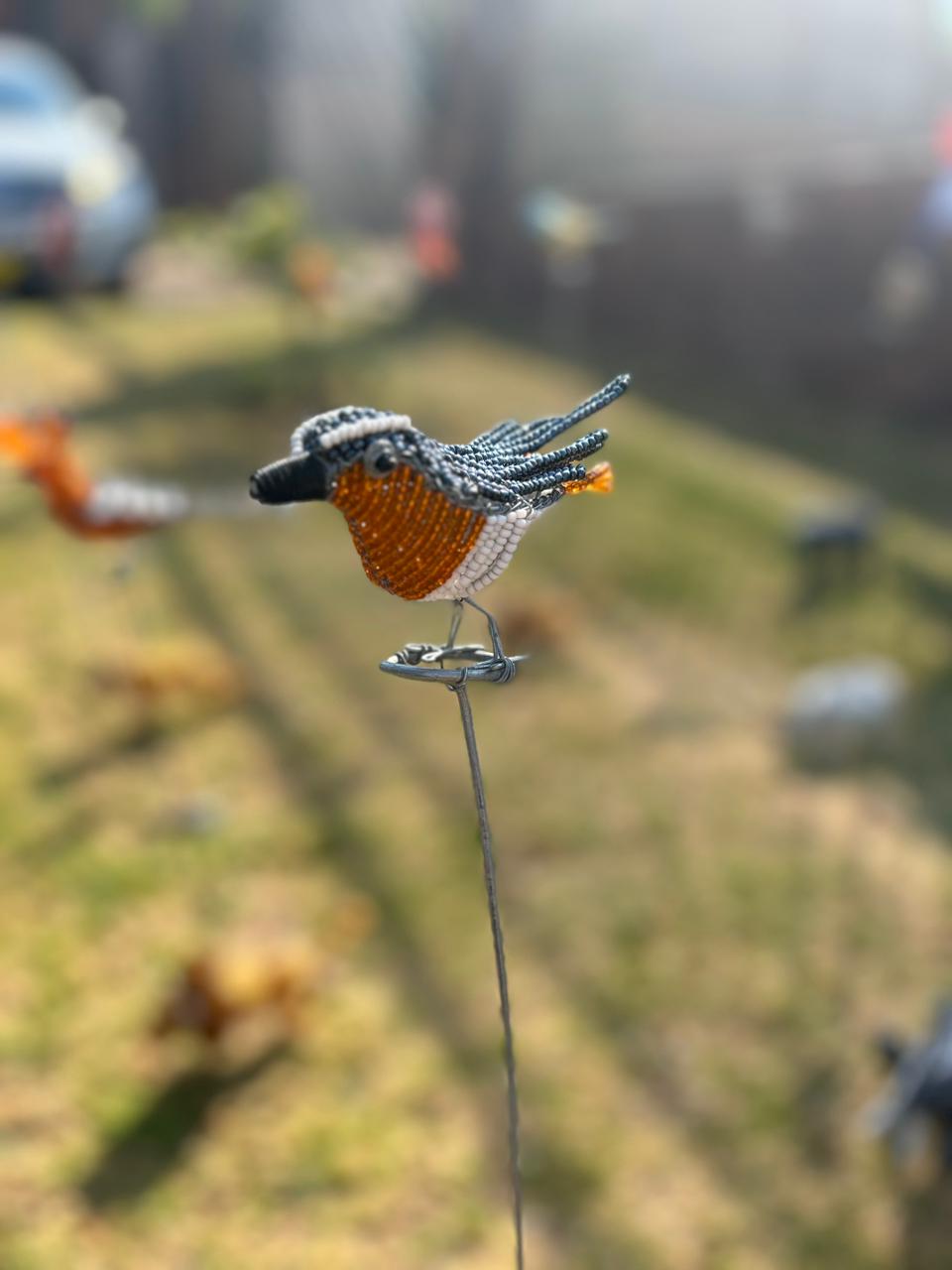 Standing wire bird, by Itso's Wire Business