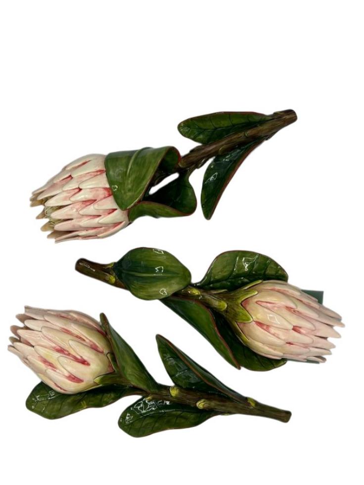 Ceramic Protea Centre Piece