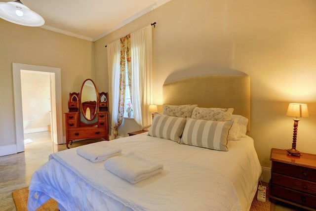 Graaff-Reinet Farm Stay | 12 sleeper