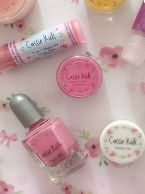 Mineral Makeup for Kids