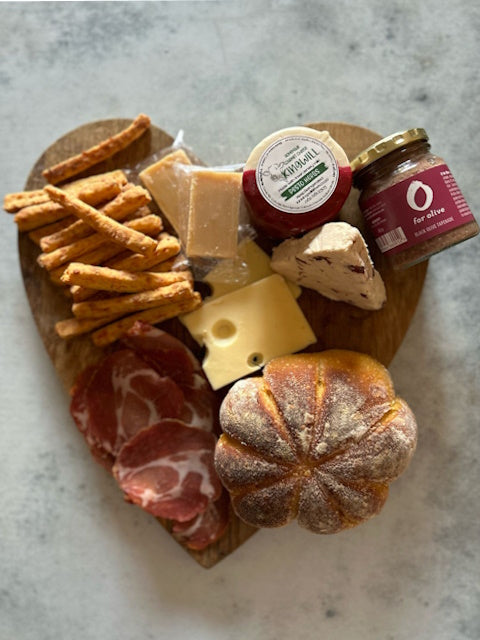 Cheese Gourmet Charcuterie Box