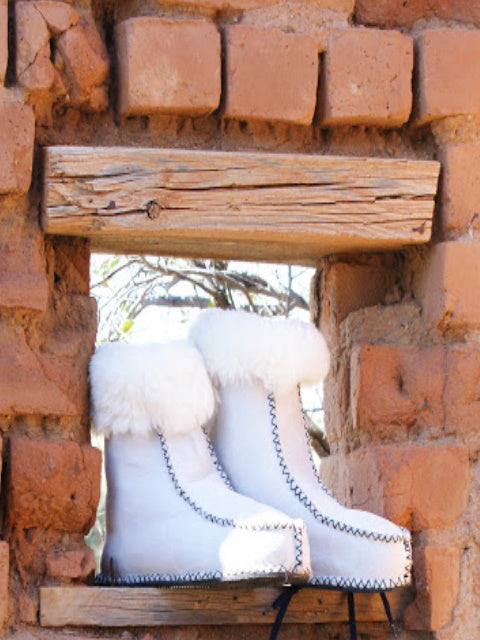 Winter Slippers (boot style), by Aneen - Truffle Pig Recce