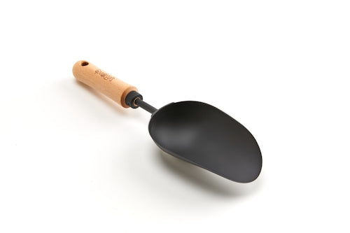 Potting Scoops and Hydra Clay